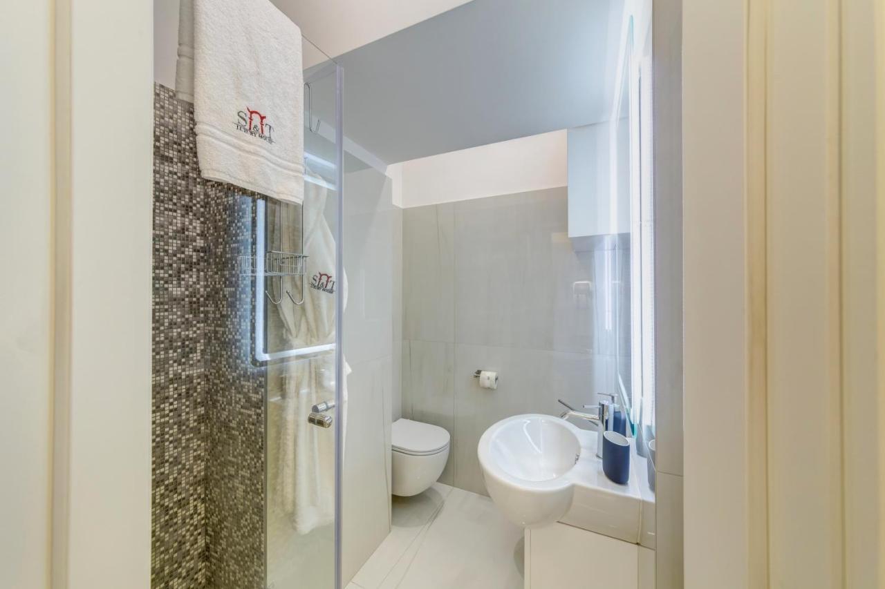 ナポリS&T Luxury House In Plebiscito Squareアパートメント エクステリア 写真