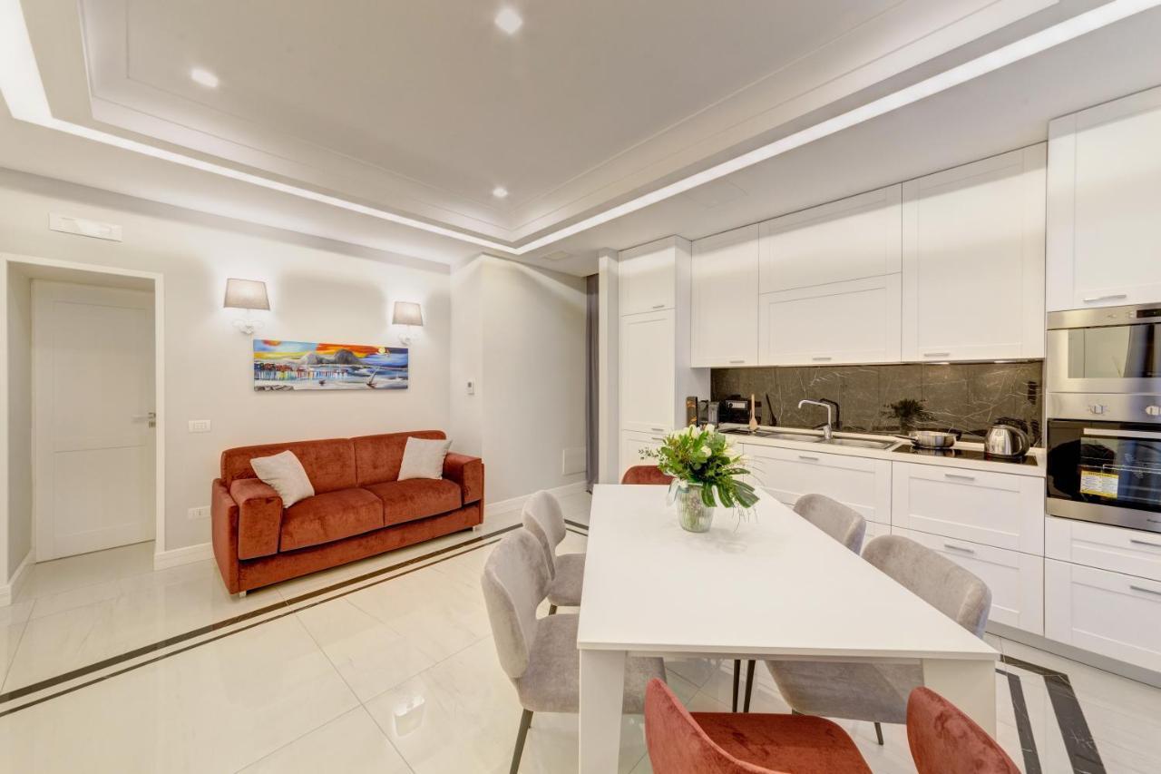 ナポリS&T Luxury House In Plebiscito Squareアパートメント エクステリア 写真